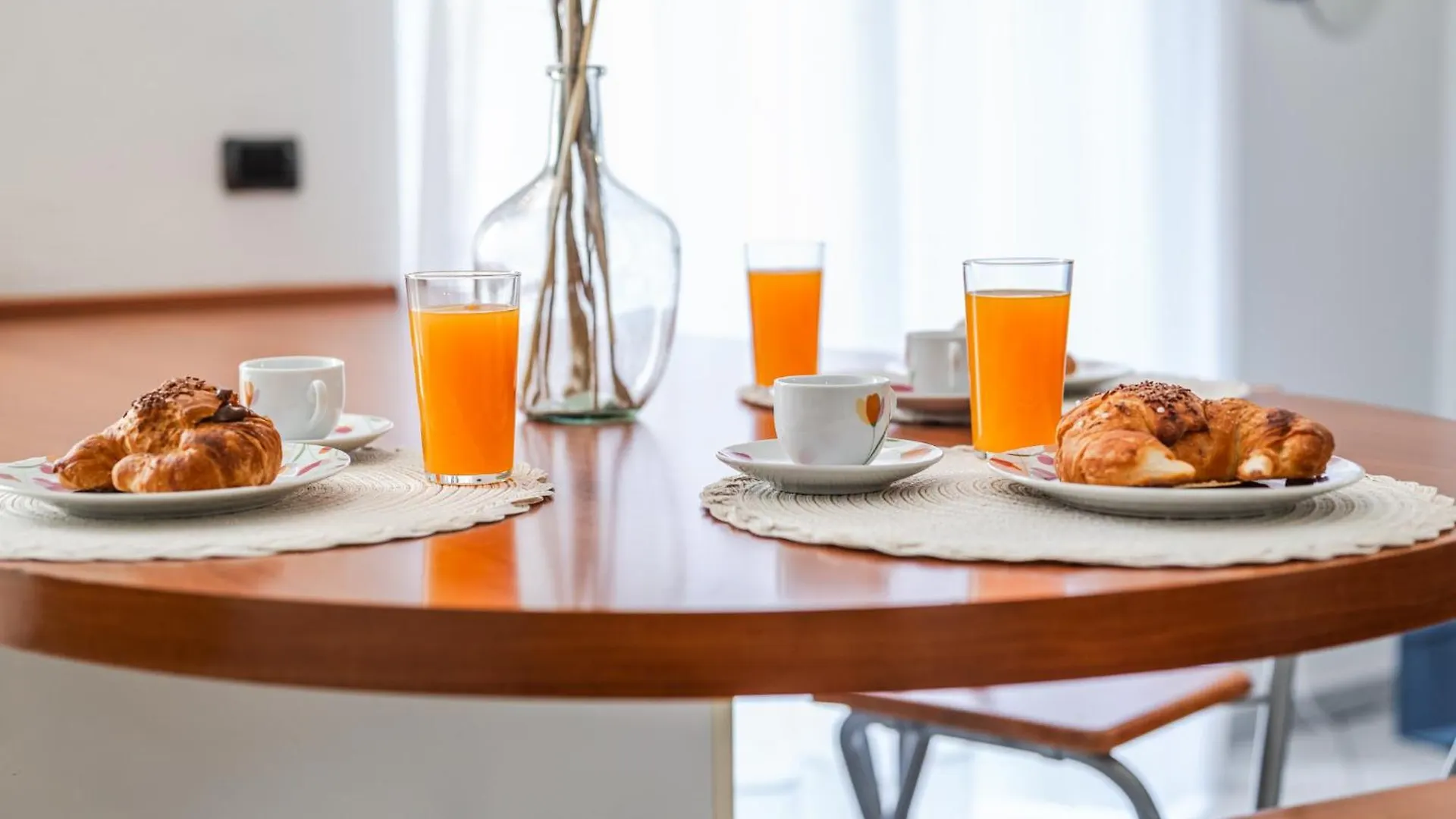 Nuovissima Dimora Con Terrazzino Apartamento Milão