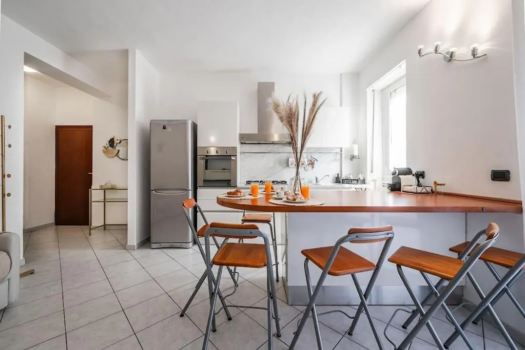 Appartamento Nuovissima Dimora Con Terrazzino Milano Italia